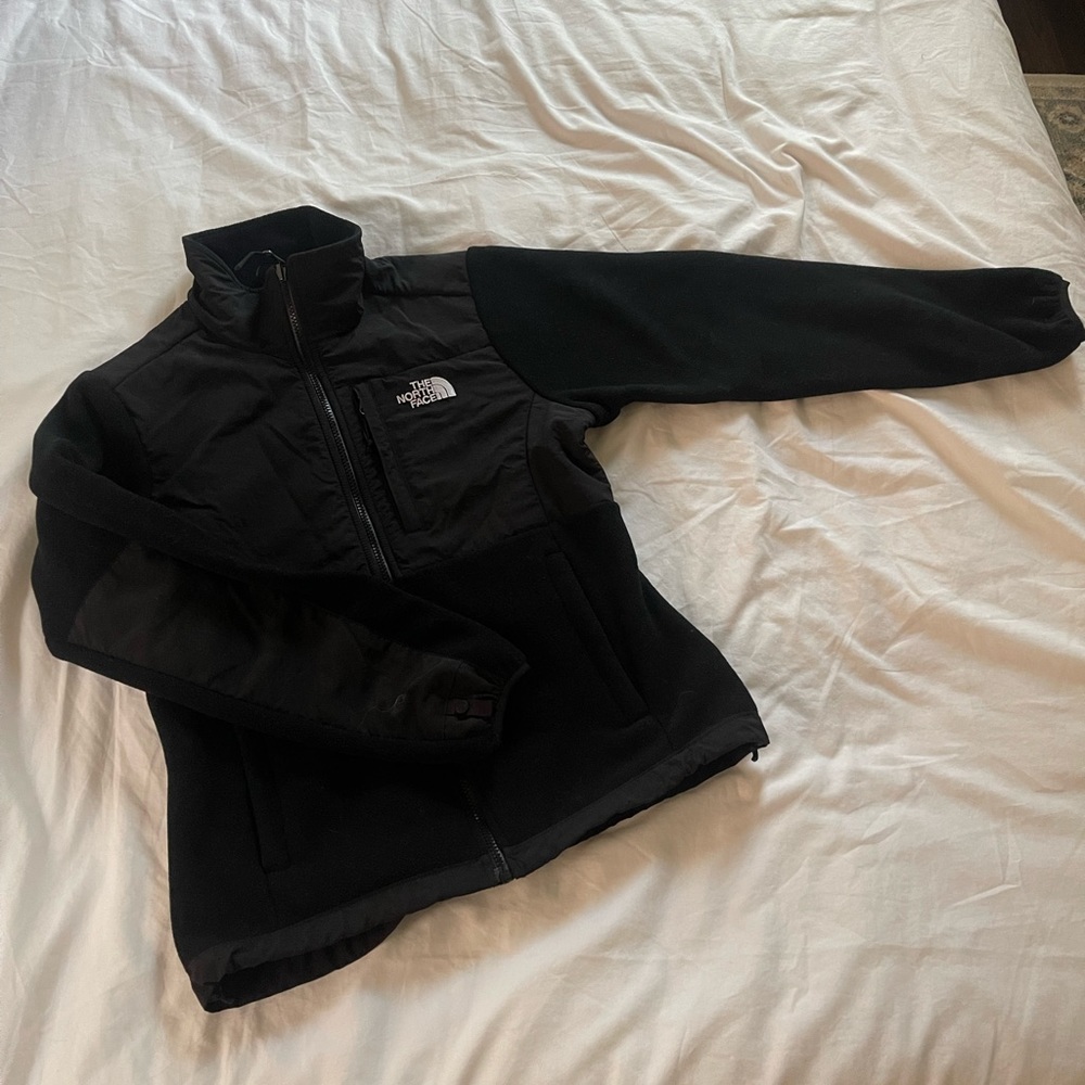 North face fleece, never worn.
